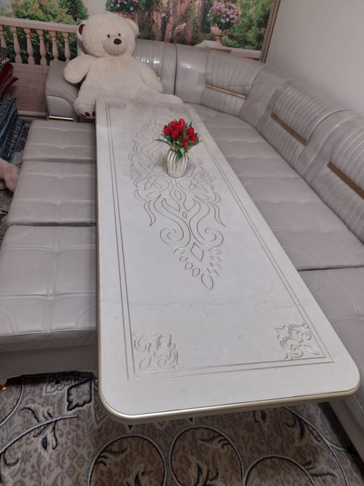 Ucolok mebel sotiladi