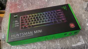 Нова Механична клавиатура Razer - Huntsman Mini, Optical Red, черна