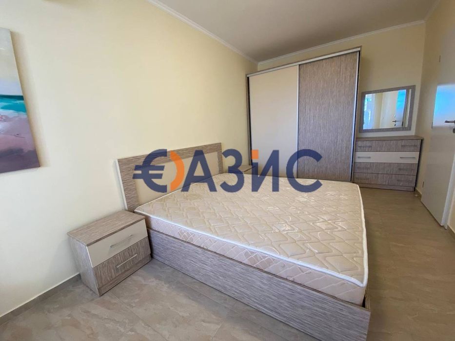 Продава се Тристаен апартамент в Поморие - 72 кв.м за 1202 €/кв.м - Снимка #3