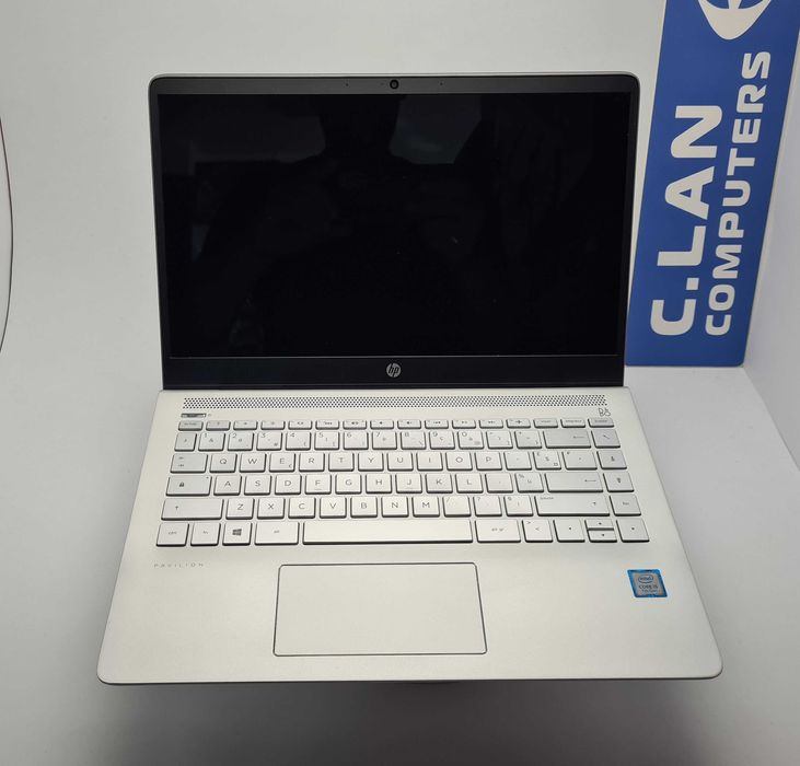 HP Pavilion 14-BF018NF  i5 7200U/8GB/256SSD/FHD/Подсветка
