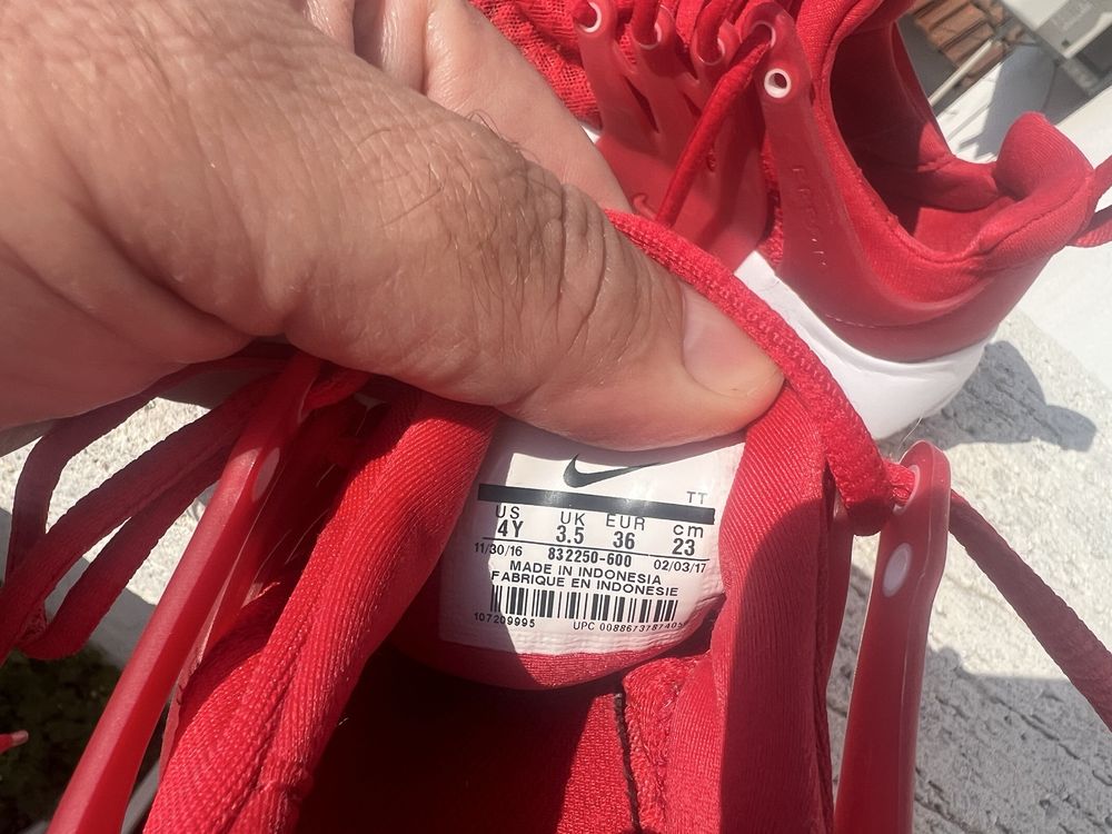 Nike Air Presto 36 Red