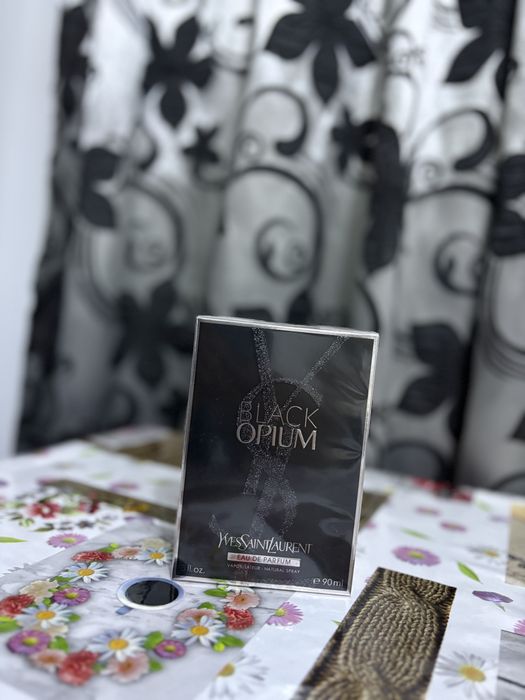 Yves Saint Laurent Black Opium Original!
