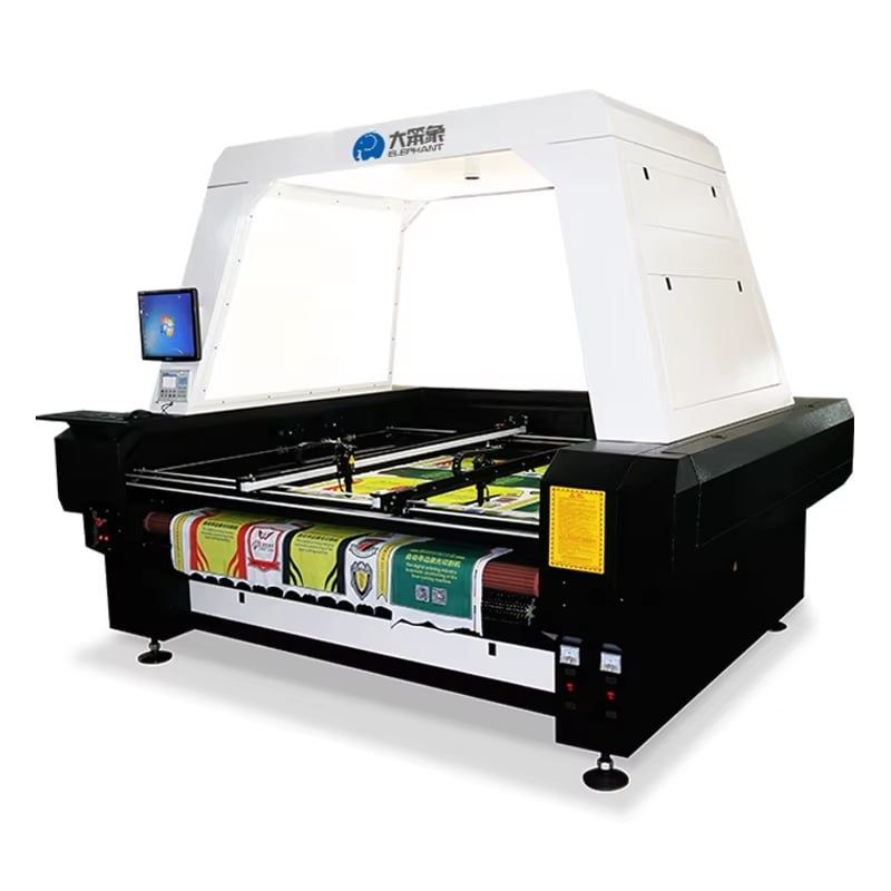 Lazer stanok sotiladi/1.80*150/2galofka/150watt/kamerali