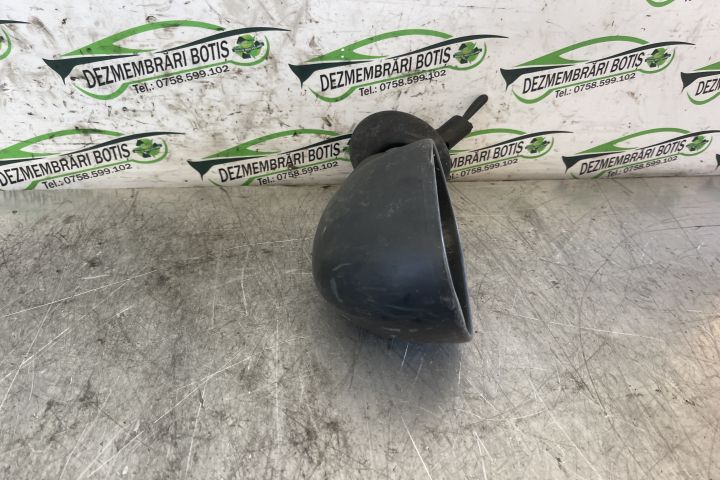 Oglinda stanga manuala E20103017 / E2 0103017 Dacia Logan prima gener