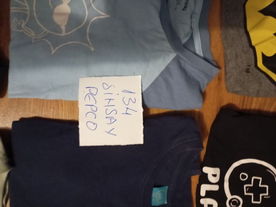 Tricouri baieti 134 stare foarte buna