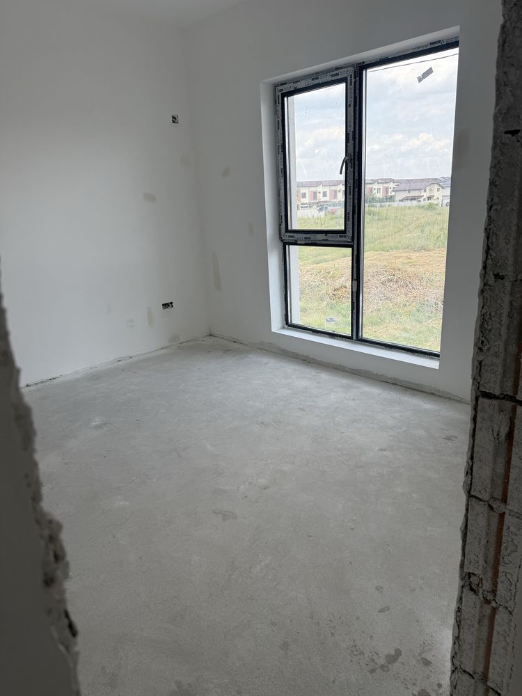 Case Individuale - Str Celofibrei/Crisul Repede - toate utilitatile