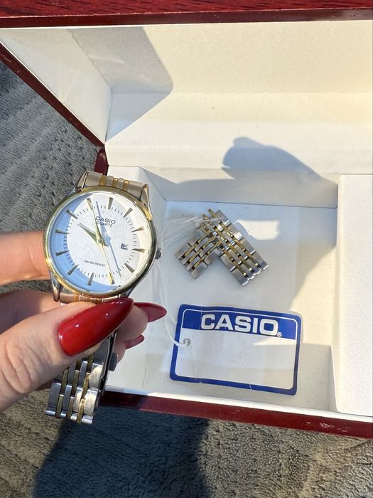 Часы Casio , недорого