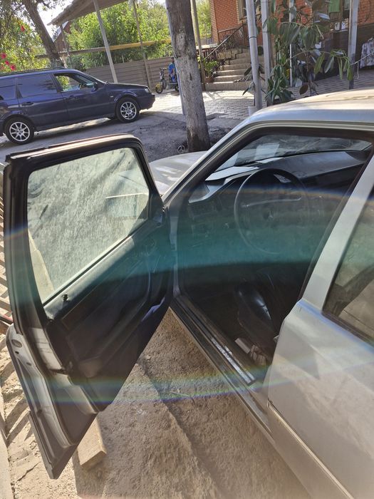 124, 1990 мерседес