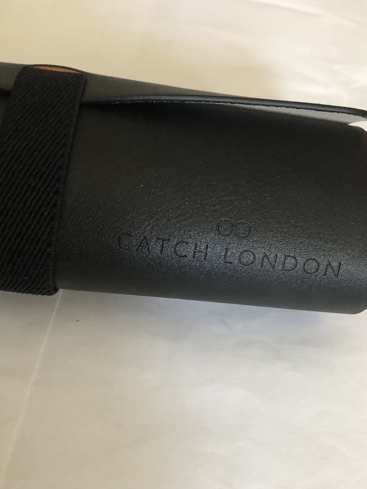 Etui suport ochelari Catch London, nou