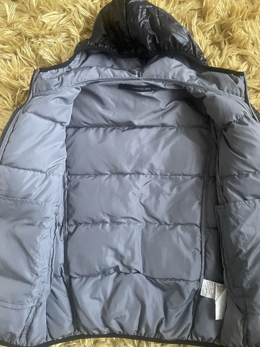 Яке Calvin Klein S размер