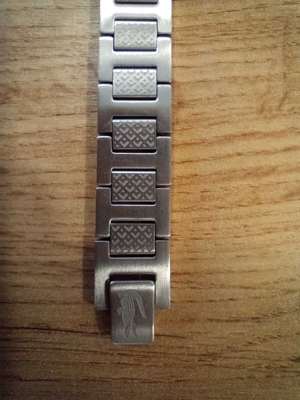 Lacoste мъжка стилна гривна.