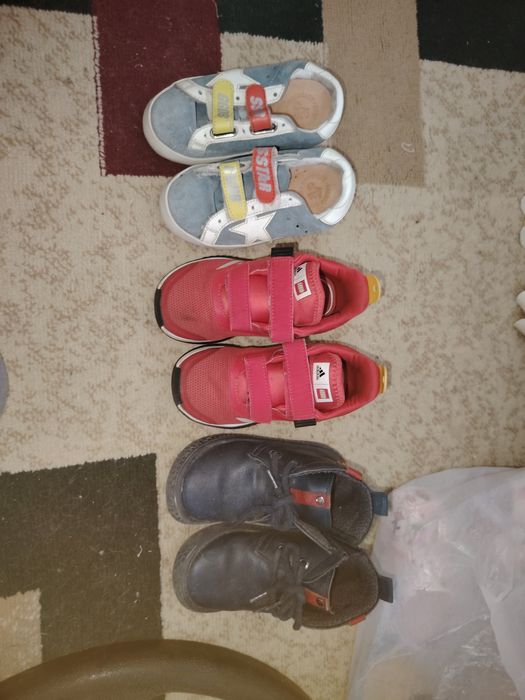 Продаётся детская обувь на девочку