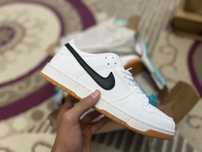 Nike dunk кроссовка на продаже