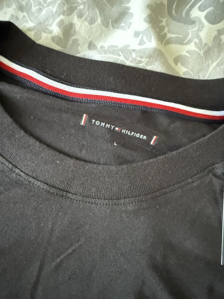 Читениска Tommy Hilfiger