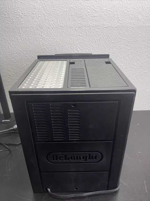 Espressor cafea automat DELONGHI Perfecta