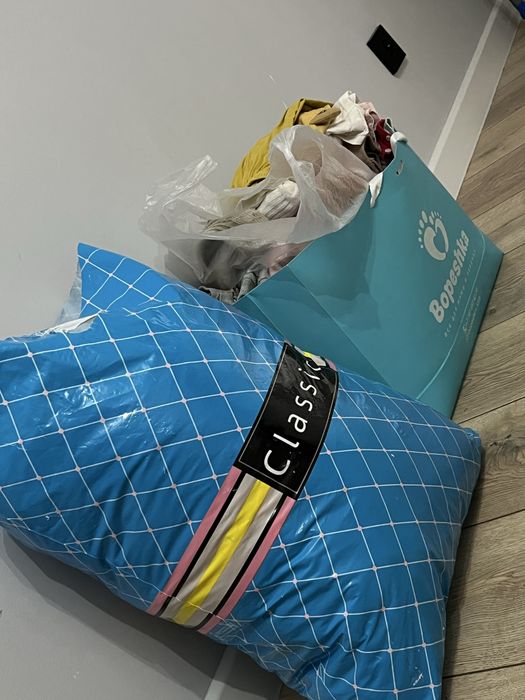 Бесплатно отдам вещи для новорожденного, до года одежды