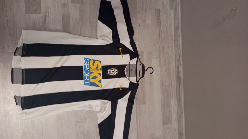 Тениска на Juventus