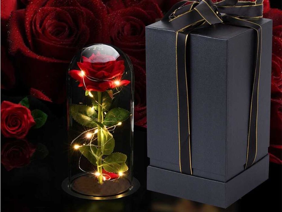 Trandafir etern rosu in cupola de sticla cu lumina LED decor romantic