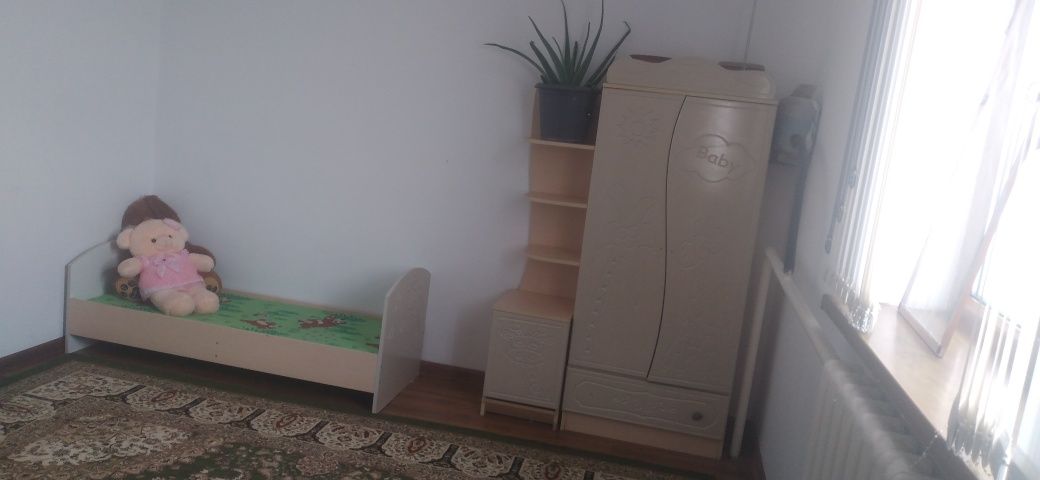 Детский кровать +   детский шкаф