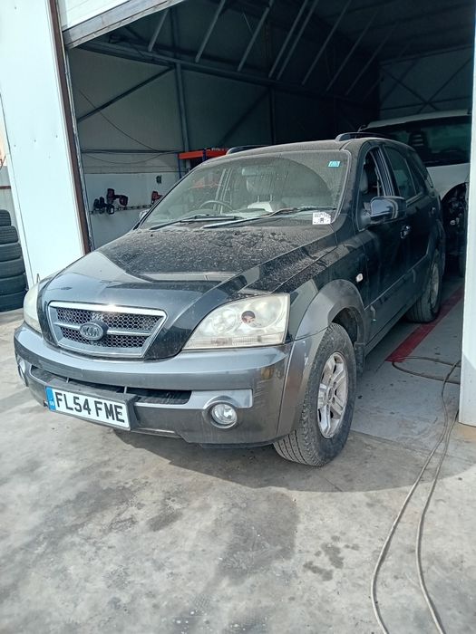 Capota bara fata kia sorento 2.4