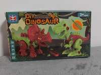 Dinozauri din plastic, de construit