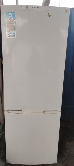 Продам холодильник