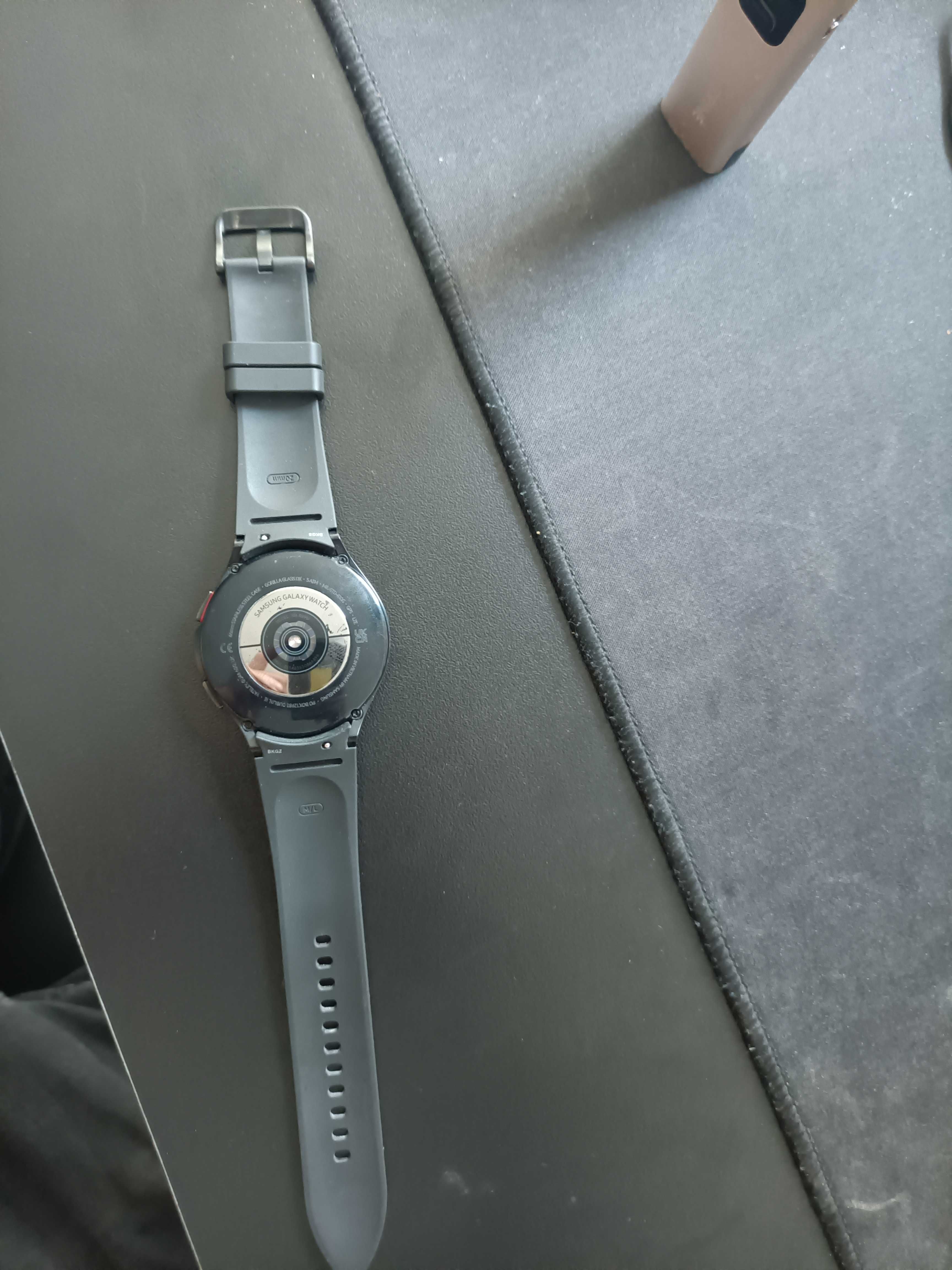 Samsung Galaxy Watch4 Classic 46mm LTE 4G E-sim