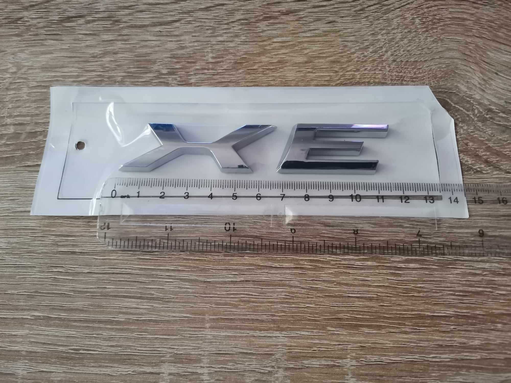 емблема лого Ягуар Jaguar XE