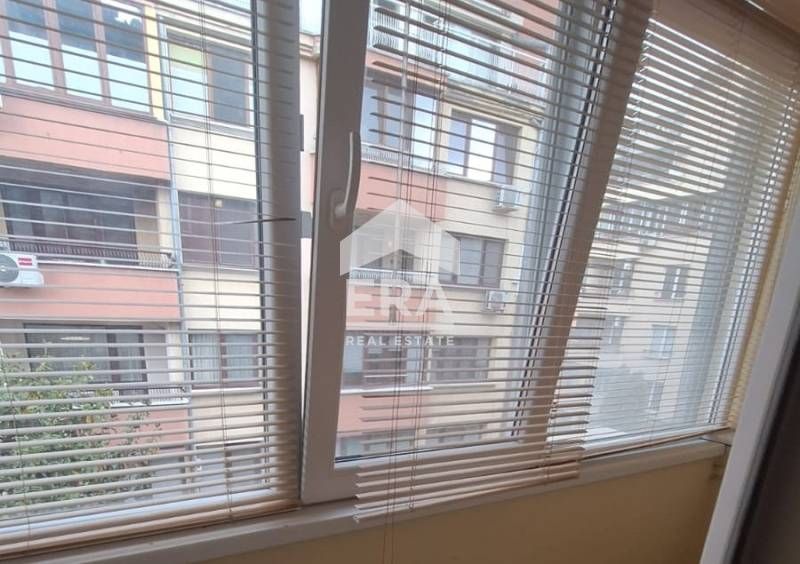 Дава се под наем Двустаен апартамент в Варна, Бизнес хотел - 64 кв.м за 512 € - Снимка #7