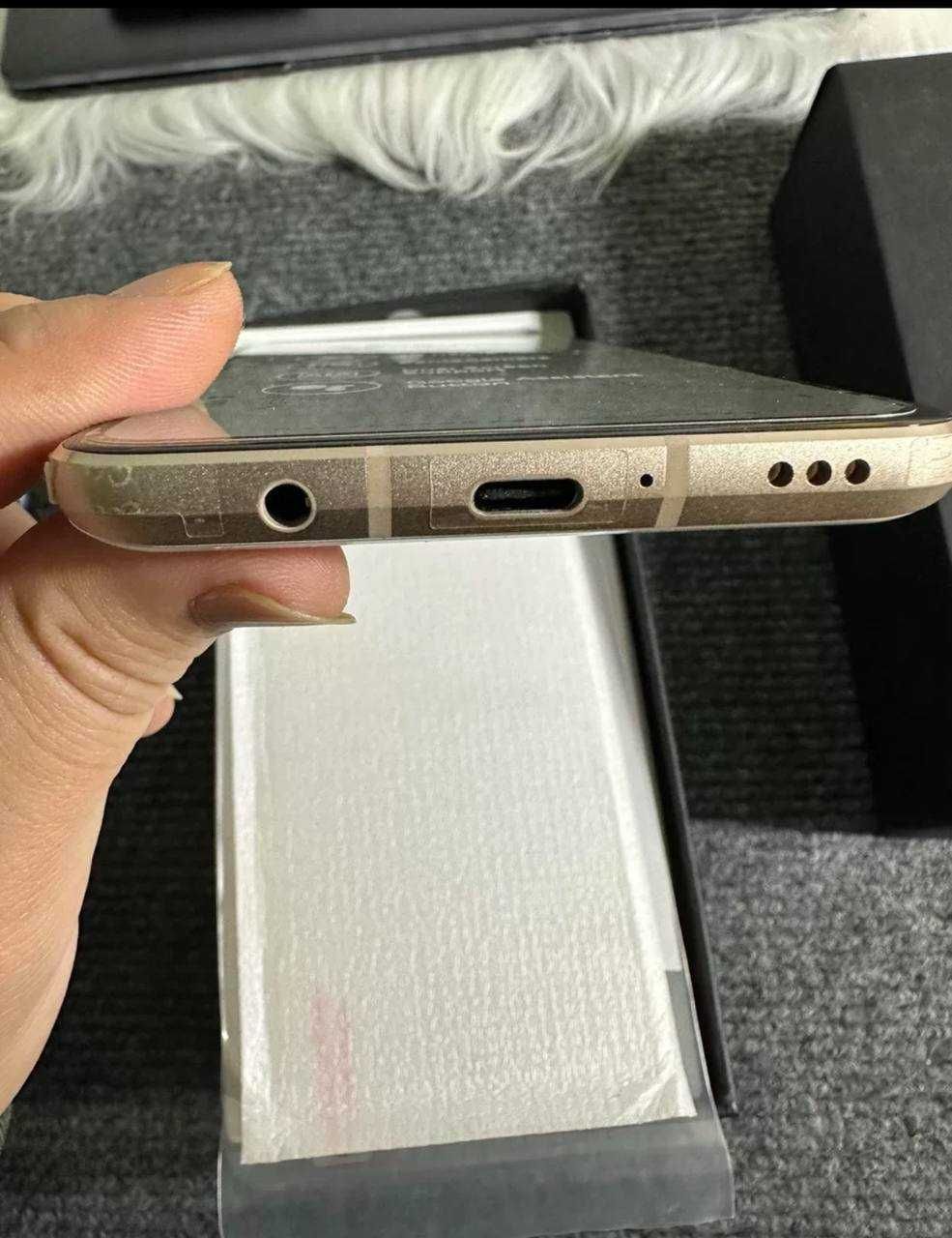 Lg V60 thinq tm 5G