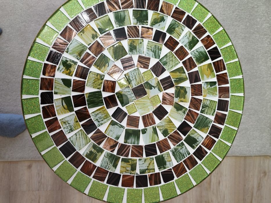 Кофейный столик, подставка по цветы