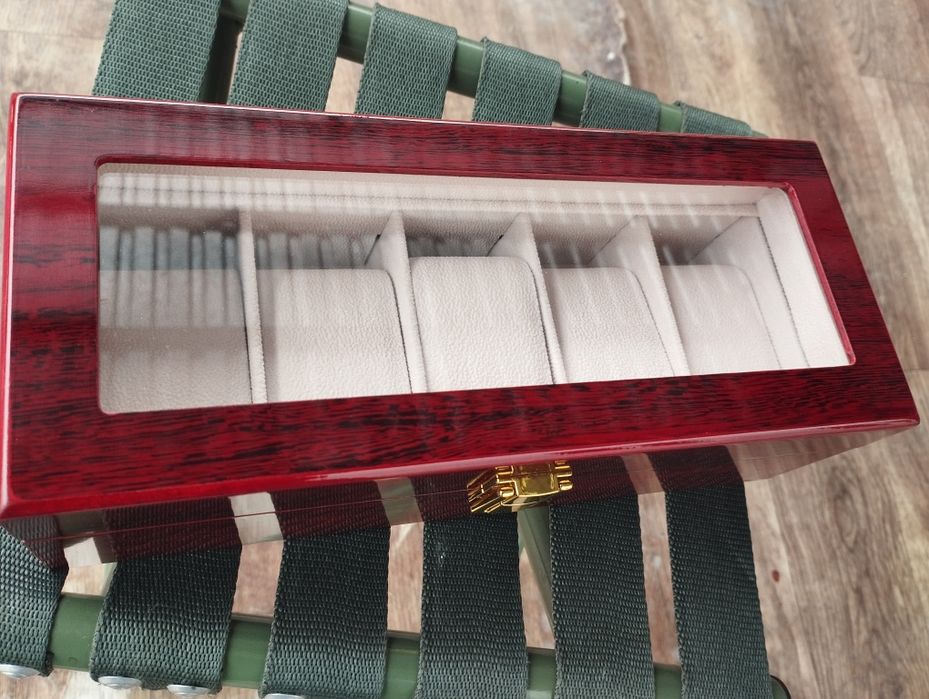 Футляр шкатулка кейс для часов