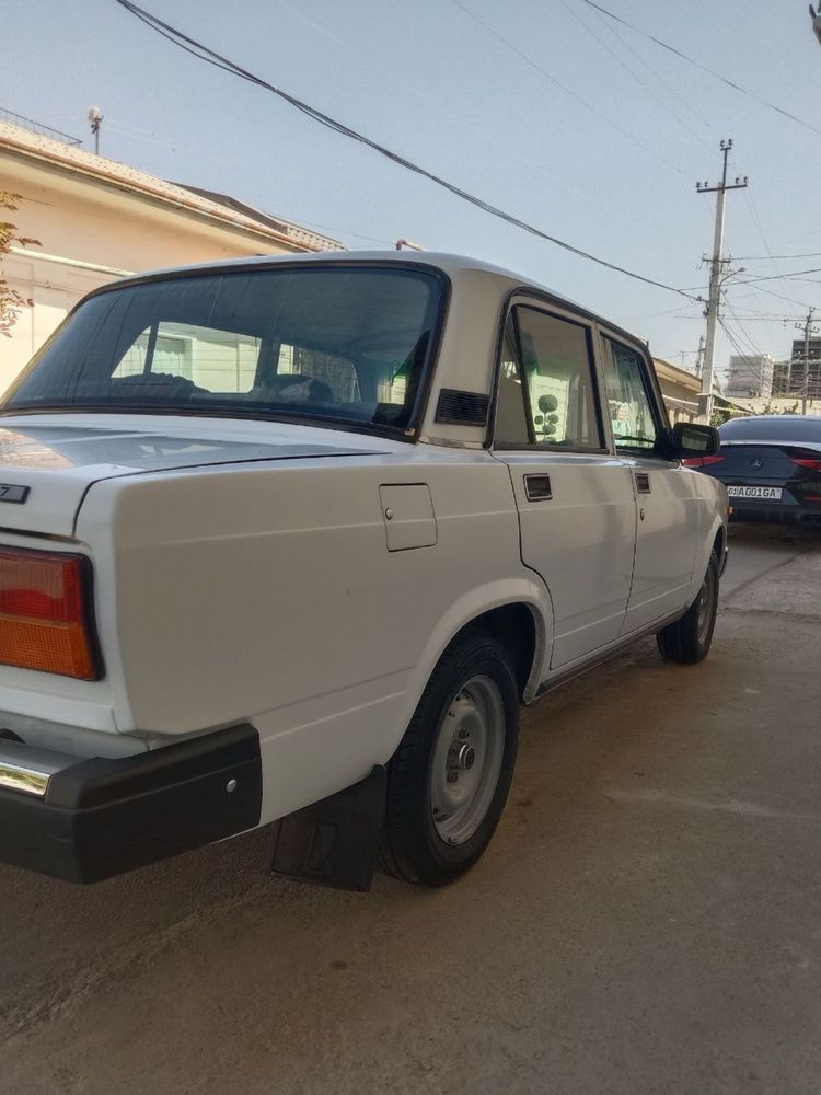 Vaz 2107 sotiladi xolati yaxshi