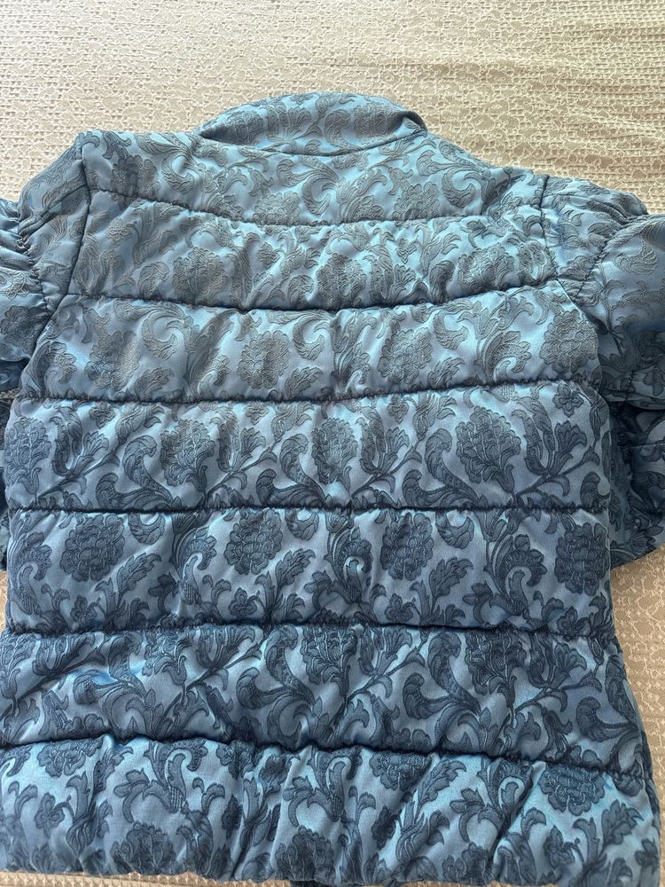 Оригинално зимно яке на Guess