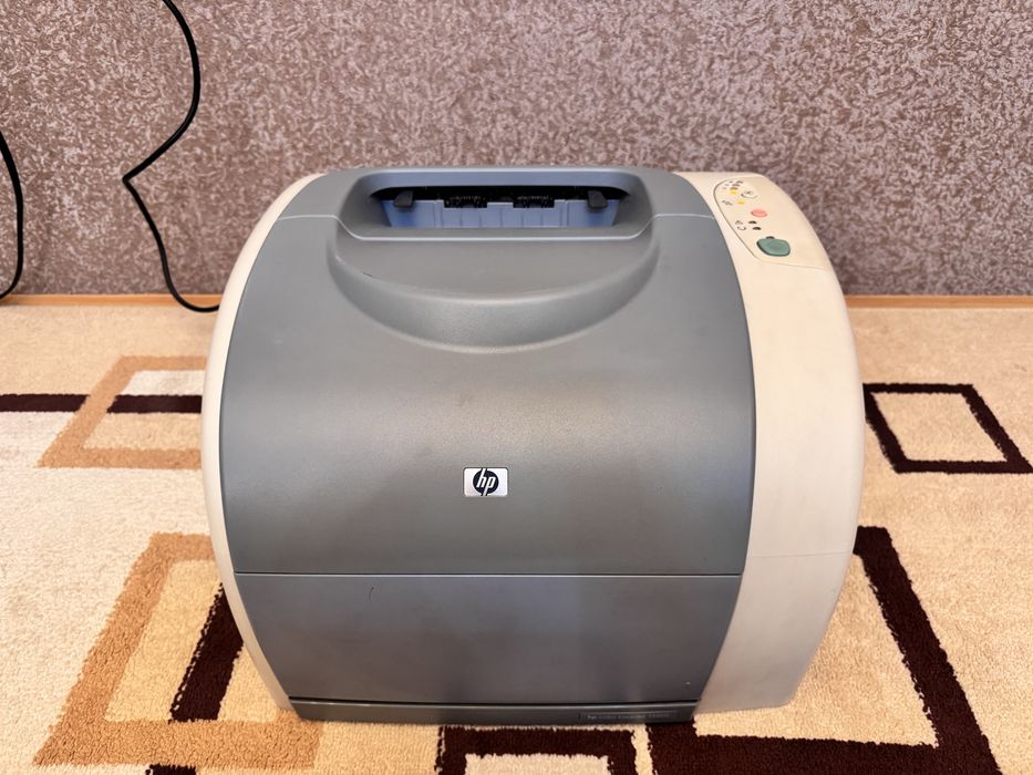 Продаётся лазерный Принтер HP Color LaserJet 1500L