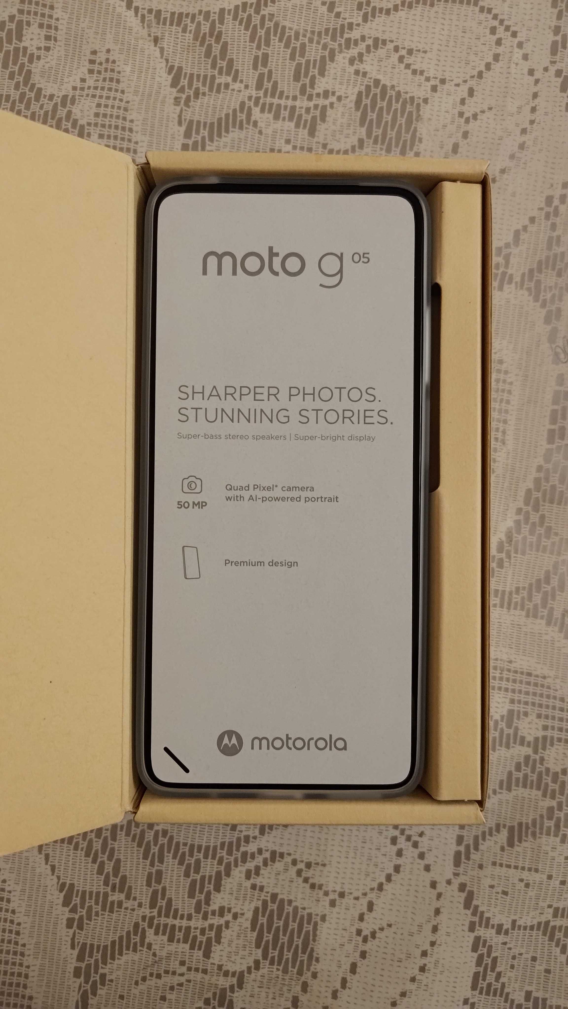 Телефон Motorola moto g05, 64GB, 4GB RAM, 5200 mAh, нов с гаранция