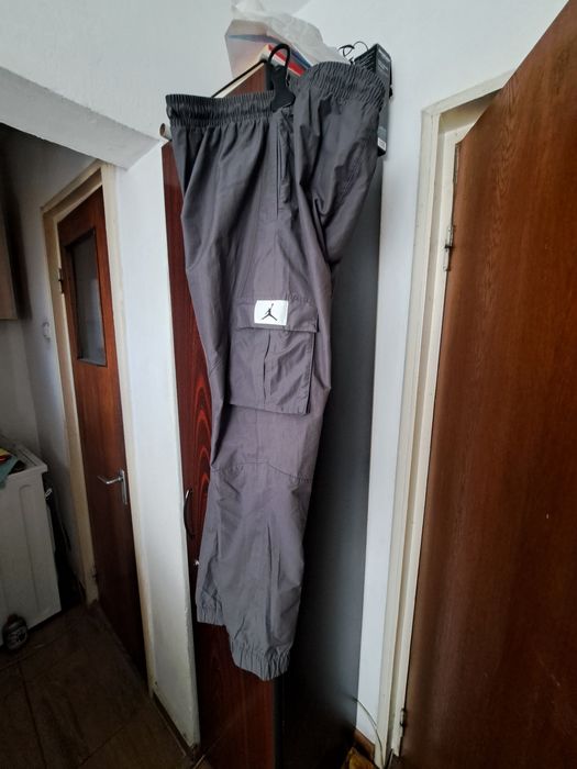 Pantaloni jordan originali