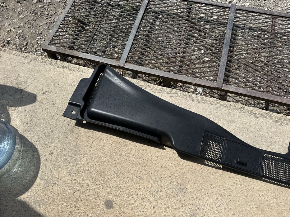 Кора под чистачки за Ауди А4 B8