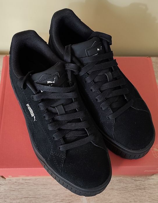 Велурени спортни обувки Puma Karmen II