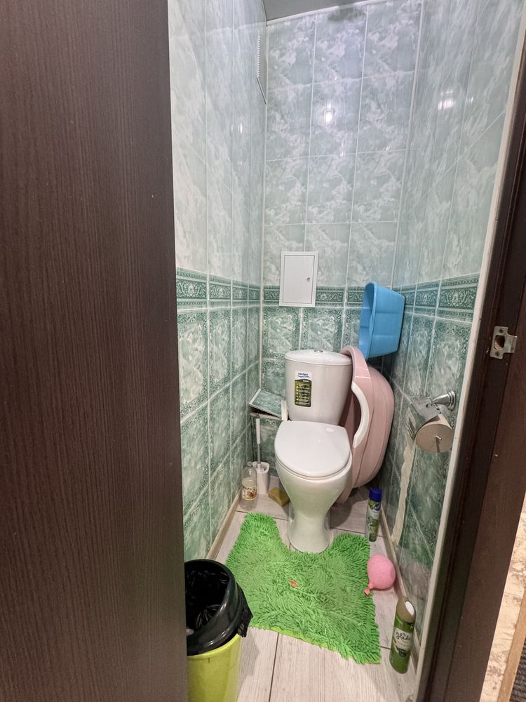 Продам 2 ком, 6 мкр, распошонка, 2 этаж, 10,5 млн!!!