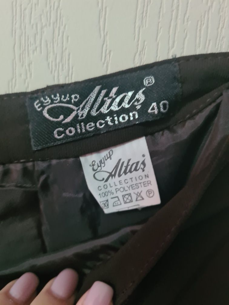 Costum bluza și fusta