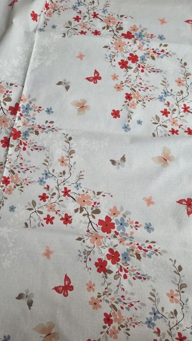 Lenjerie de pat cu floricele pe comanda