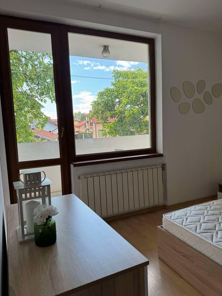 Дава се под наем Етаж от къща в София, Горубляне - 100 кв.м за 650 € - Снимка #6