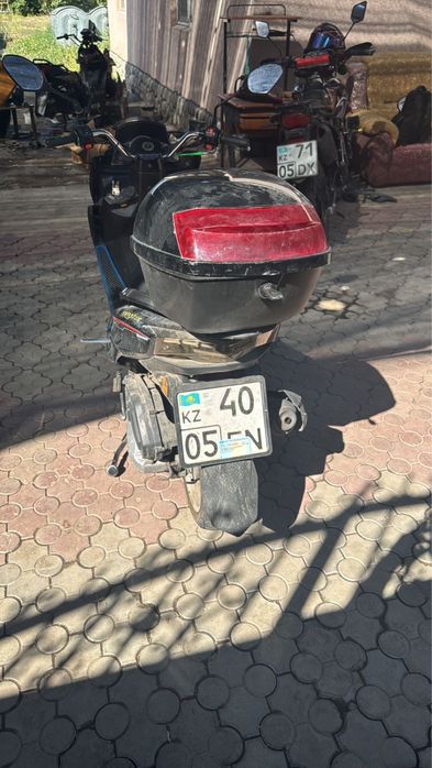 Продам два мопеда в идельном состоянии