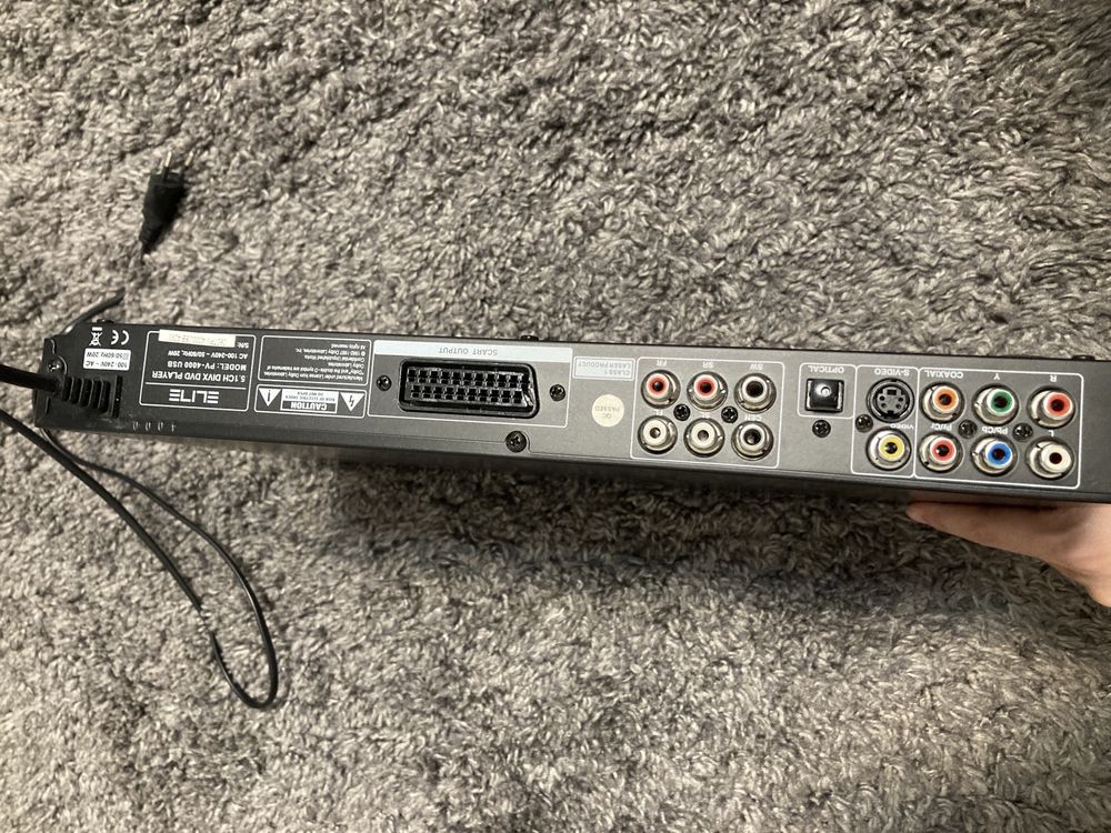 DVD player с кабел