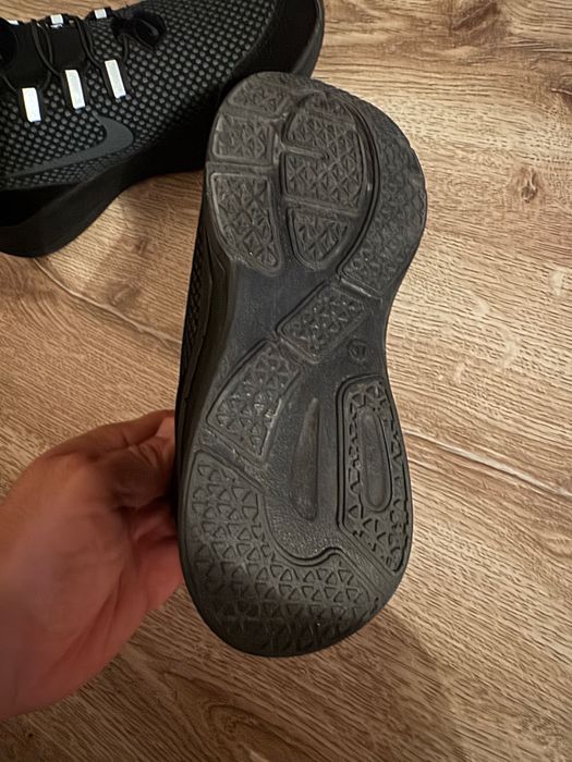 Намаление:Nike-Нови дамски оригинални маратонки 37 номер/неопрен