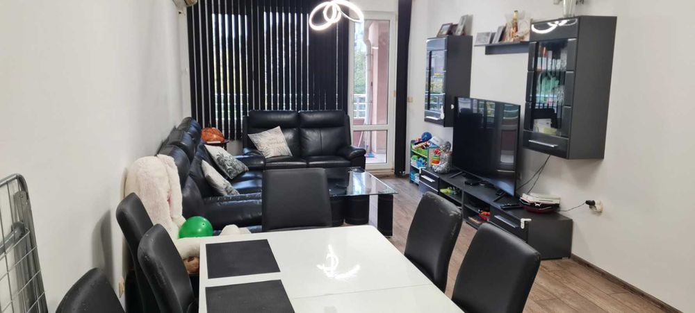 Двустаен апартамент в к-с Славейков, гр. Бургас