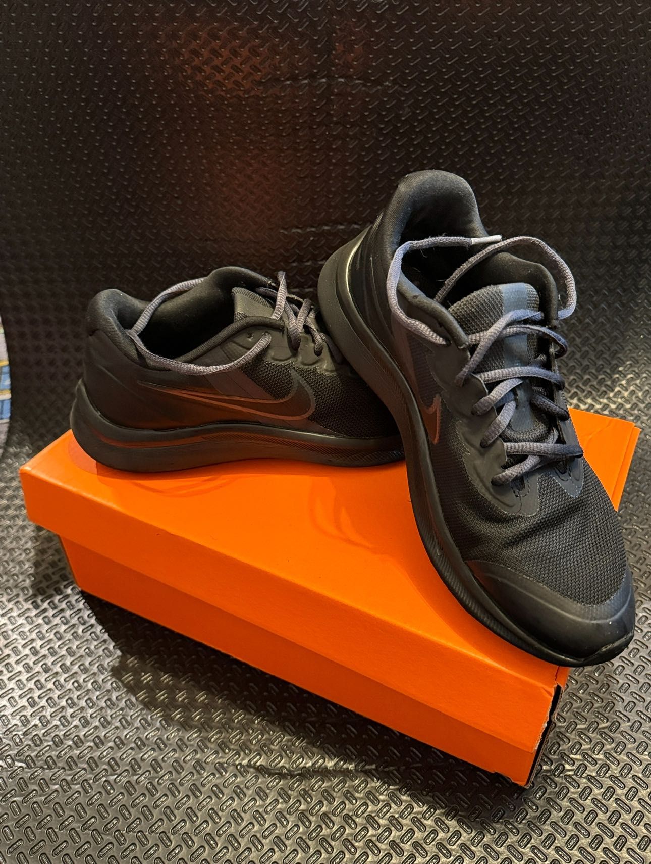 Nike Starrunner negru 38,5