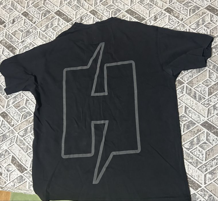 Тениска на Hyperkong