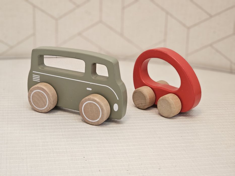 Две дървени колички за бутане (Little Dutch + Goki)